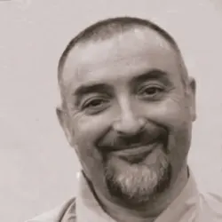 Lao Shi Jesús González